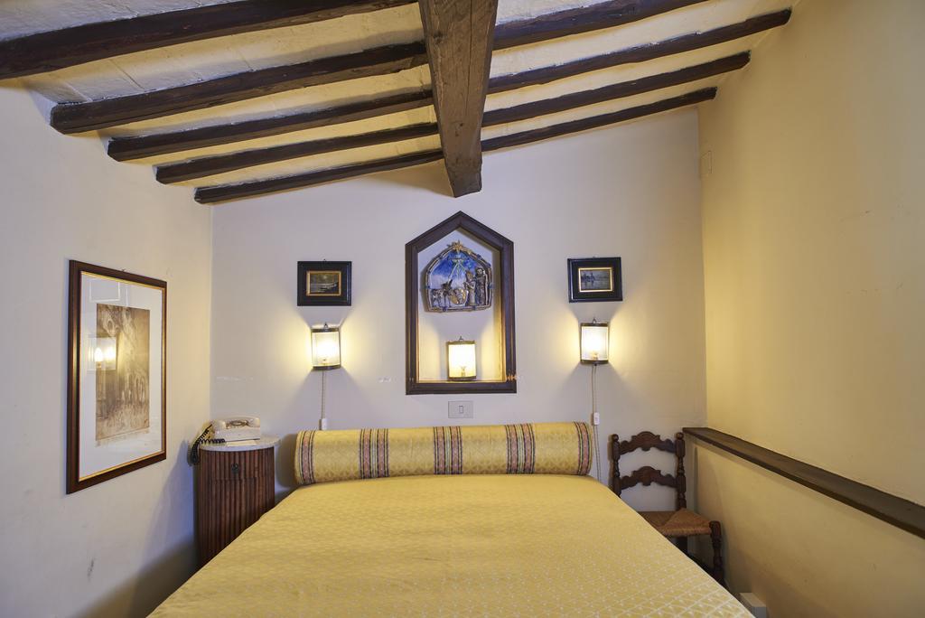 Hotel Residenza D'Epoca Eremo Delle Grazie à Monteluco Chambre photo