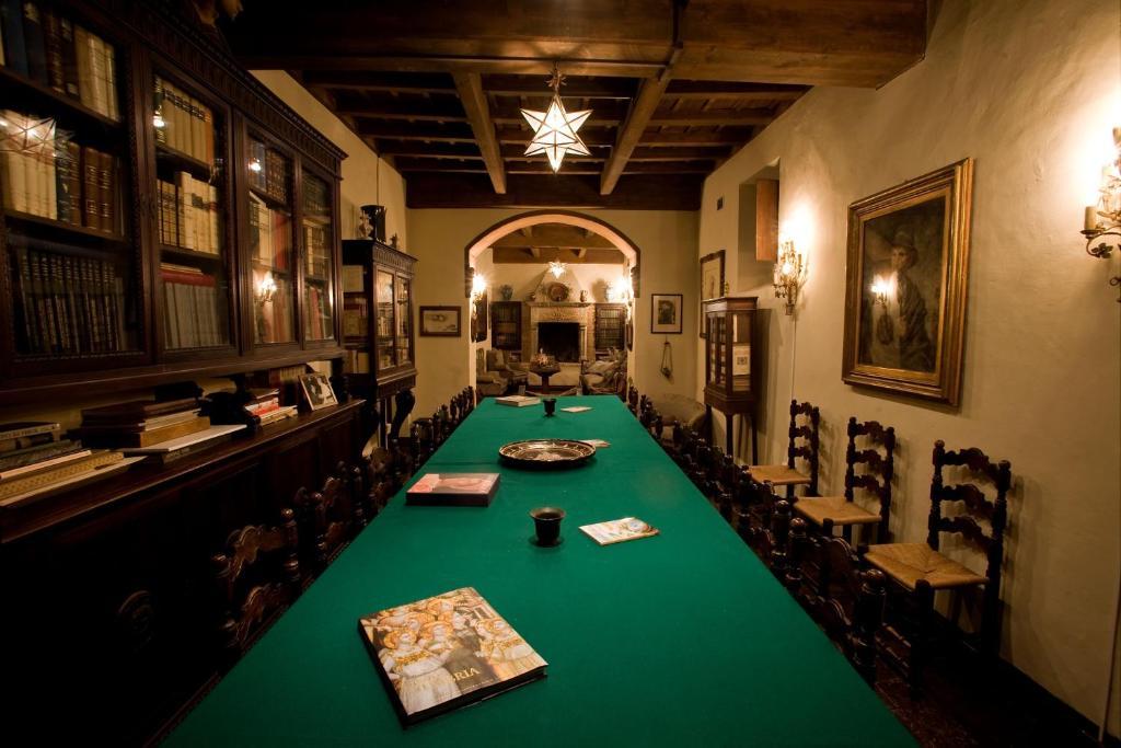 Hotel Residenza D'Epoca Eremo Delle Grazie à Monteluco Extérieur photo